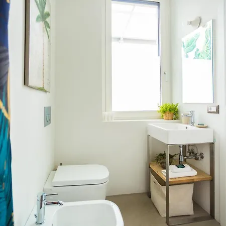 Tropical Micro With Terrace And Duomo Views * Milan